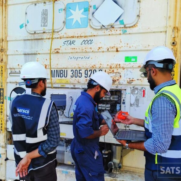 Shams Containers reefer services, advanced reefer container training, reefer operations in Jeddah, customer service in reefer logistics, SATSCO reefer solutions, on-site reefer services Jeddah, reefer data log retrieval, reefer container experts Saudi Arabia, reefer customer support services.